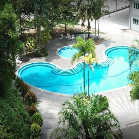 Lumut Valley Condominium Exteriör bild